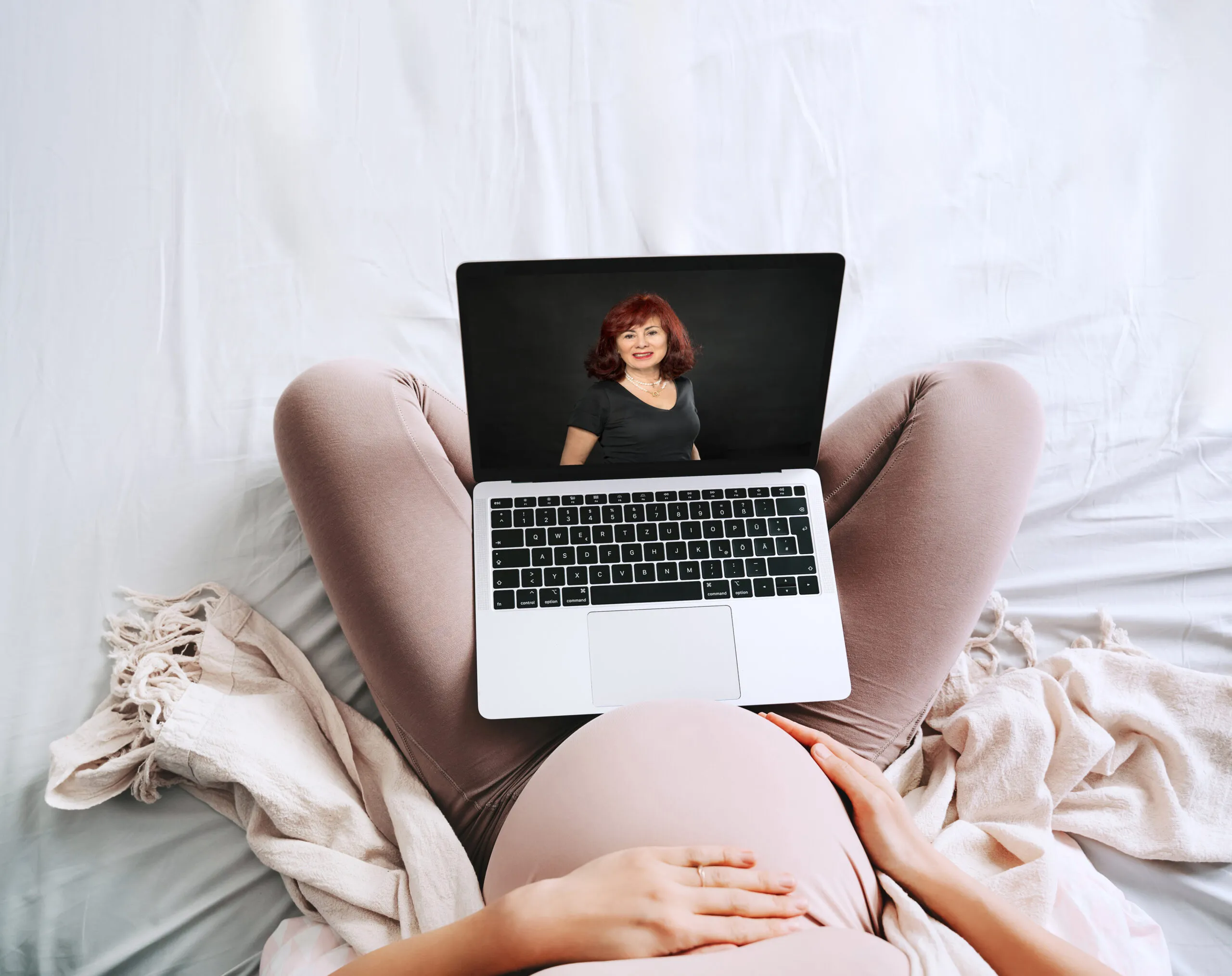 Webinare mit Hebamme Yvonne Engler: Faszientraining und Geburtshypnose